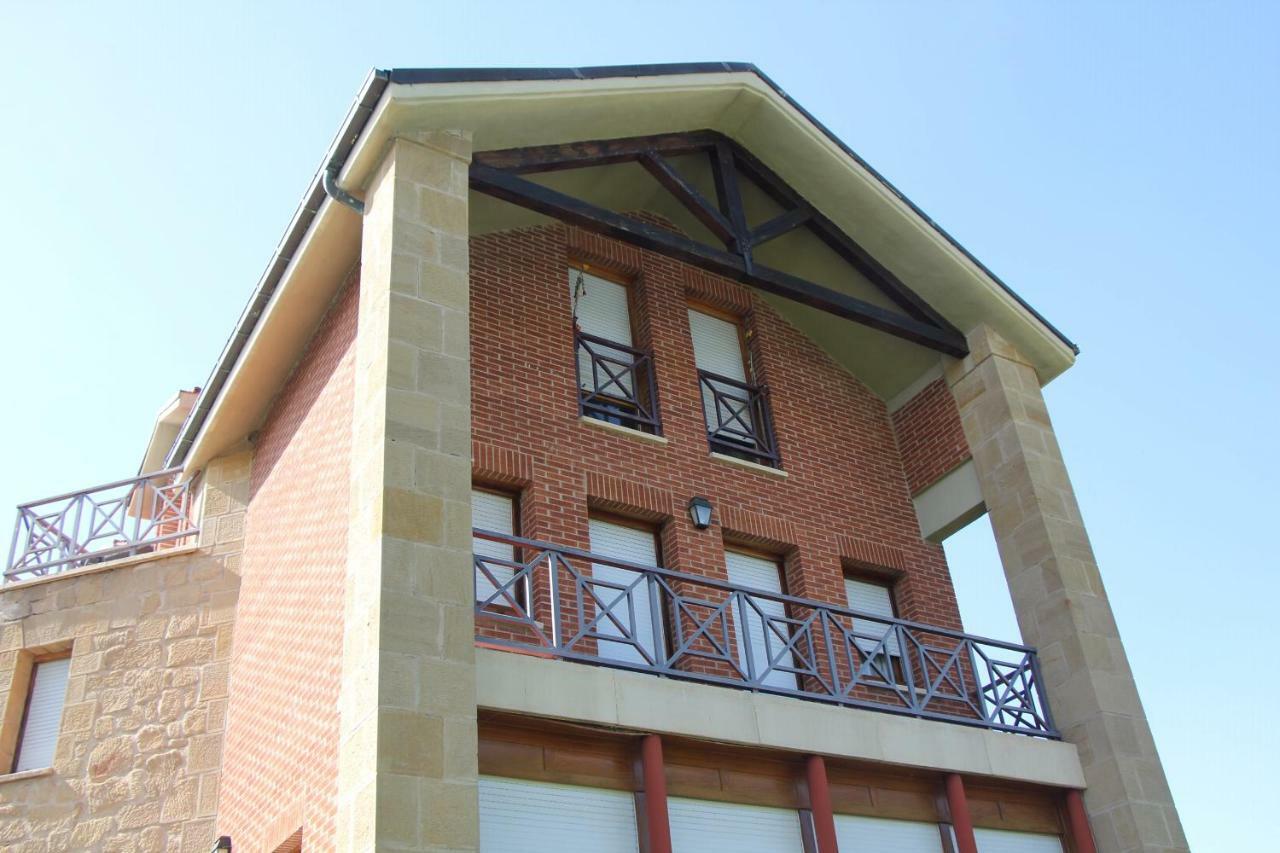 Preciosa Casa Independiente Con Piscina Cubierta Y Gran Jardin Privados Haro Εξωτερικό φωτογραφία